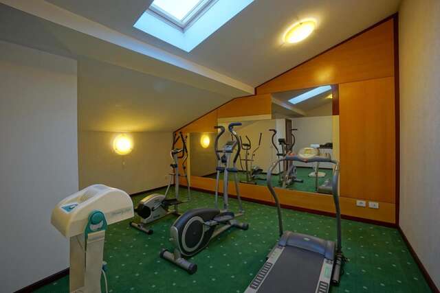 Отель Hotel Citrin - Adults Only Брашов-21