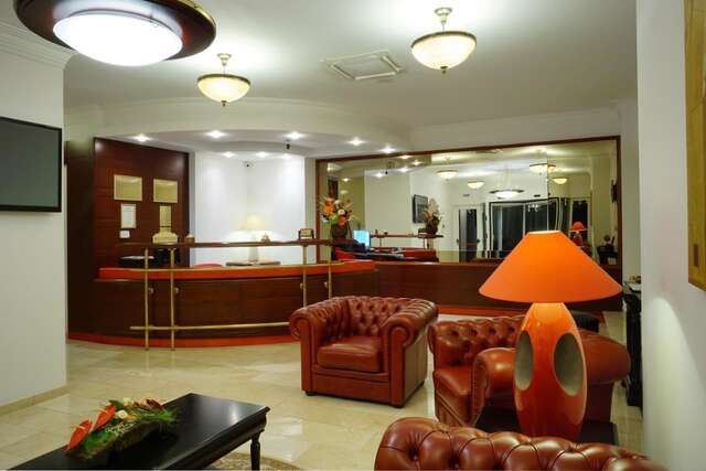 Отель Hotel Citrin - Adults Only Брашов-6