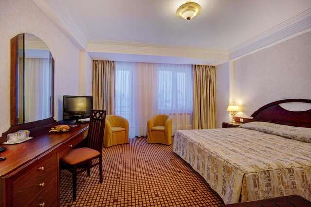 Отель Hotel Citrin - Adults Only Брашов-8